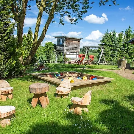 Dom wakacyjny 1-room In Ruegeband