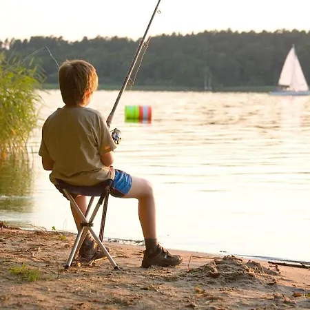 Dom wakacyjny 1-room In Ruegeband *