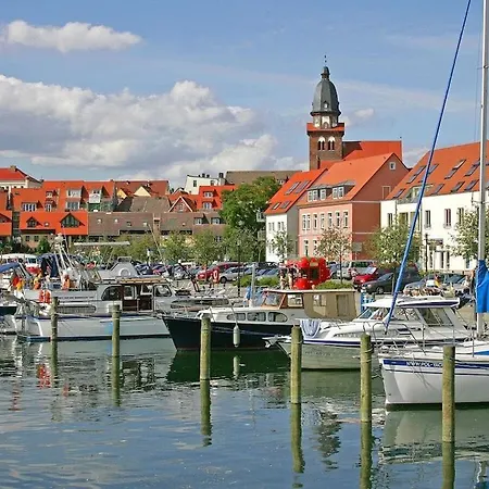 Dom wakacyjny 1-room In Ruegeband Waren (Mueritz)