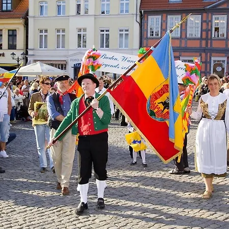 1-room In Ruegeband Dom wakacyjny